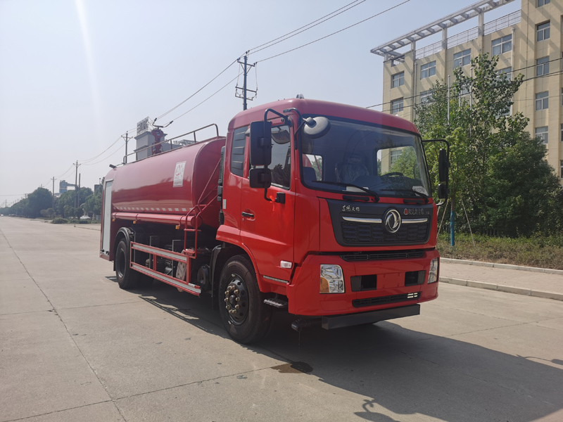 东风天锦14吨消防洒水车